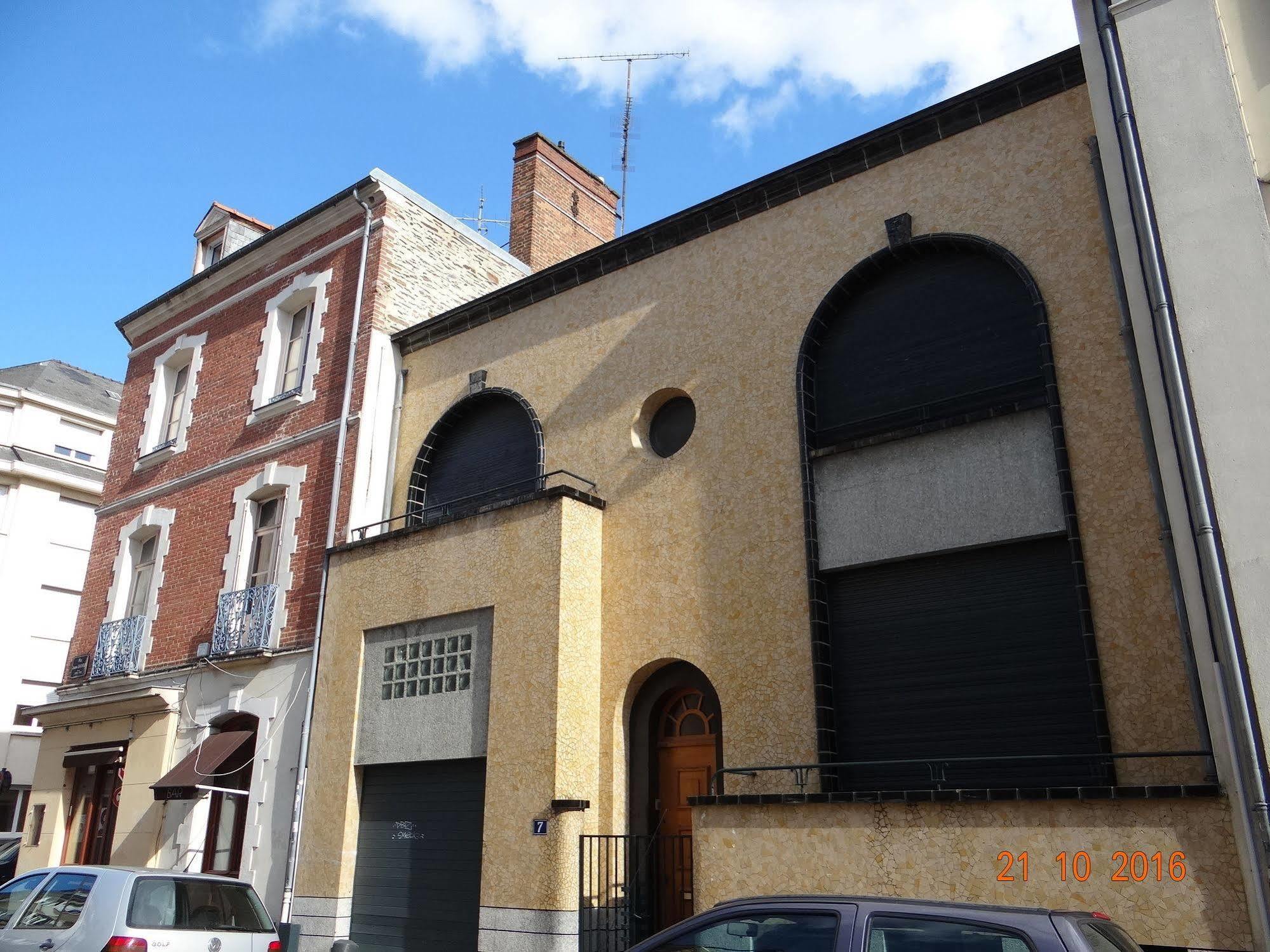 Garden Apparts Rennes Centre Gare Exterior photo